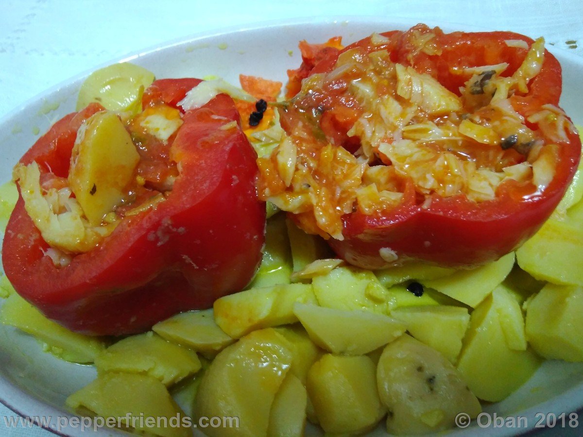 Rocoto Relleno Con Baccala - 01.jpg