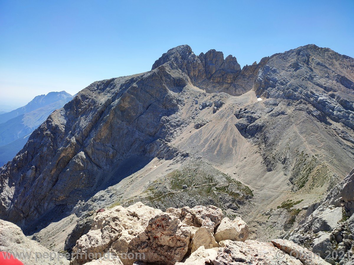 Corno Piccolo e Vetta Occidentale del Corno Grande - 14.jpg